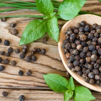 Πιπέρι μαύρο ολόκληρο Πιπέρι μαύρο ολόκληρο