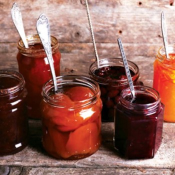 Χειροποίητο γλυκό κουταλιού κυδώνι "Μελίμηλον" 270γρ. Χειροποίητο γλυκό κουταλιού κυδώνι "Μελίμηλον" 270γρ.